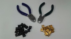 Alicate 12 € Clips cola 2,5 €